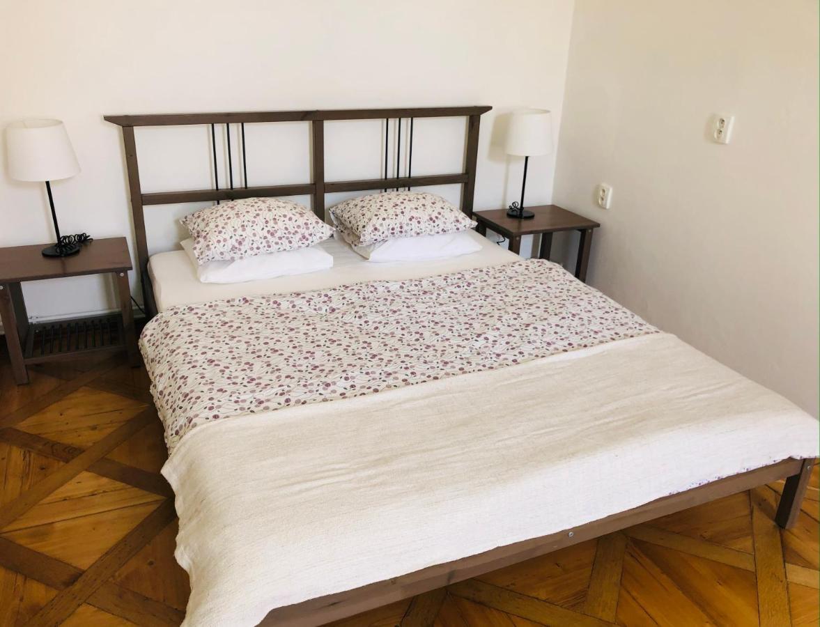 Adam&Eva Rooms Прага Экстерьер фото